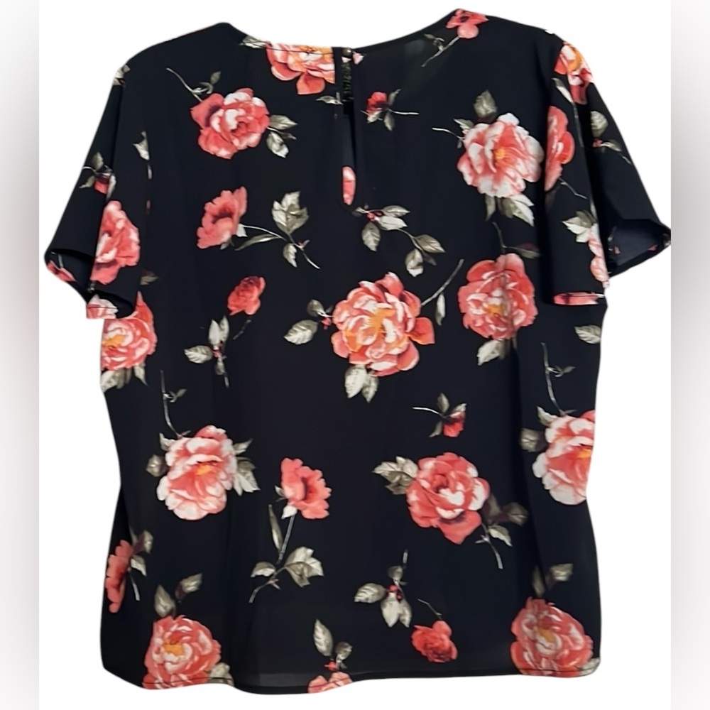 REWIND Black/Coral/Peach/Cream Floral Flutter Sleeve Crop Top, Size XL, GUC. - Picture 9 of 9